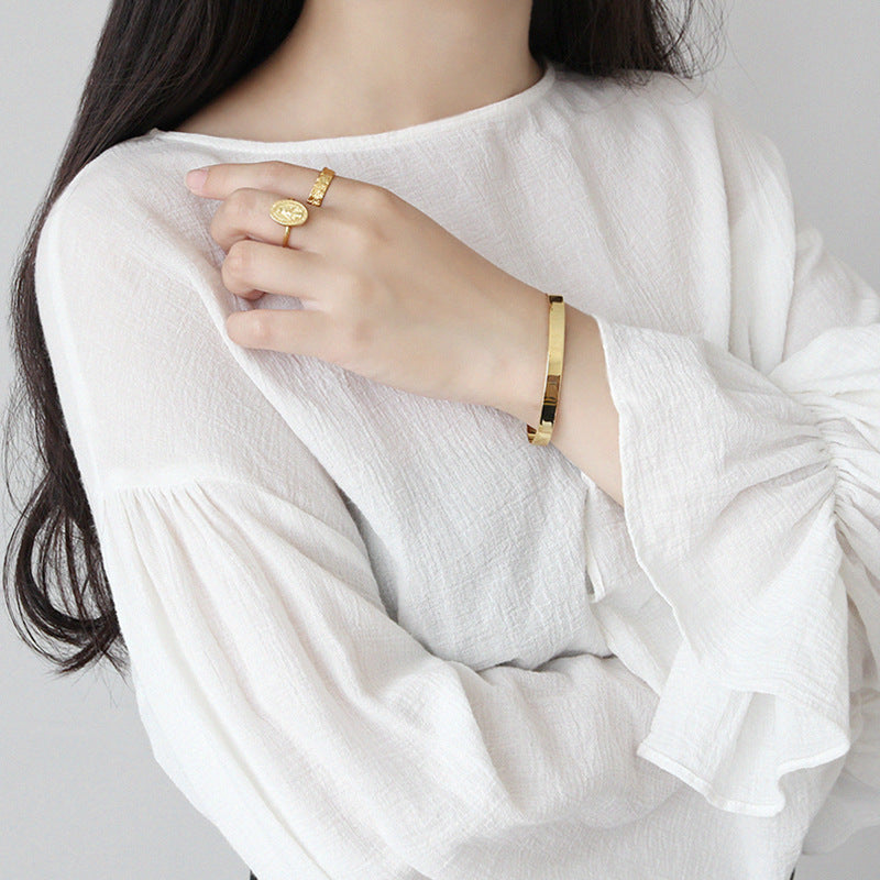 Nala Gold Bangle Bracelet