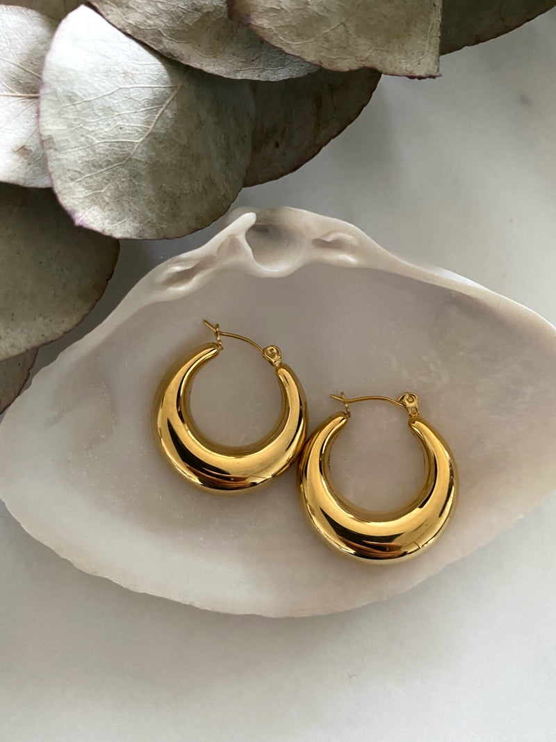 Zuri Gold Hoop Earrings